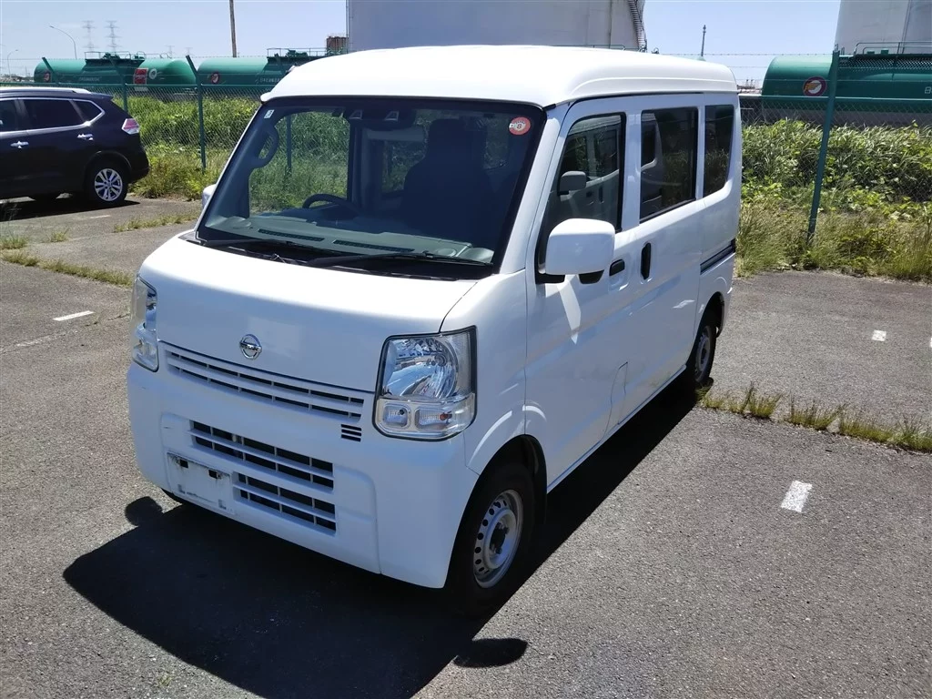 Nissan NV100 Clipper  с аукциона в Японии