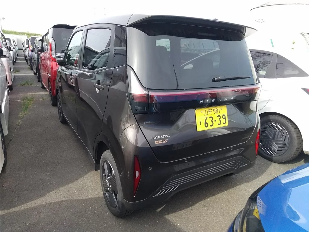 Nissan Sakura  с аукциона в Японии