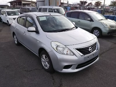 Nissan Tiida Latio
