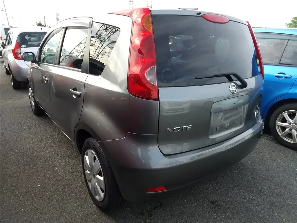 Nissan Note  с аукциона в Японии