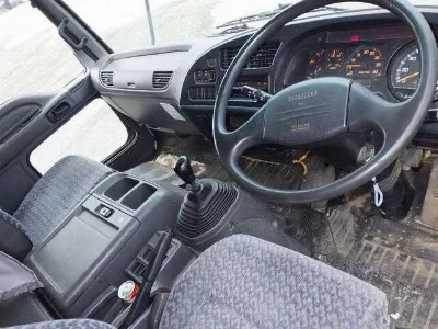 Isuzu Forward