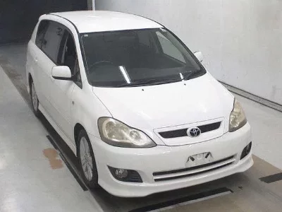 Toyota Ipsum