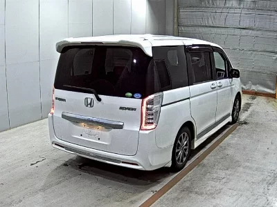 Honda STEPWGN SPADA