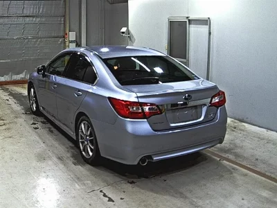 Subaru Legacy B4