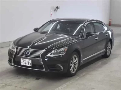 Lexus LS600hL