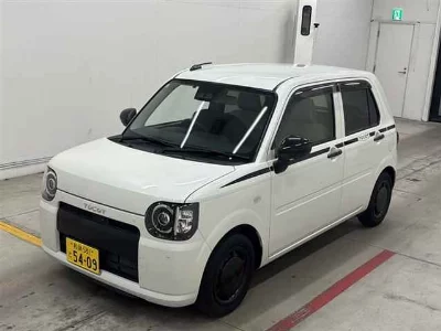 Daihatsu Mira Tocot