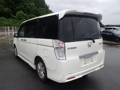 Honda STEPWGN SPADA