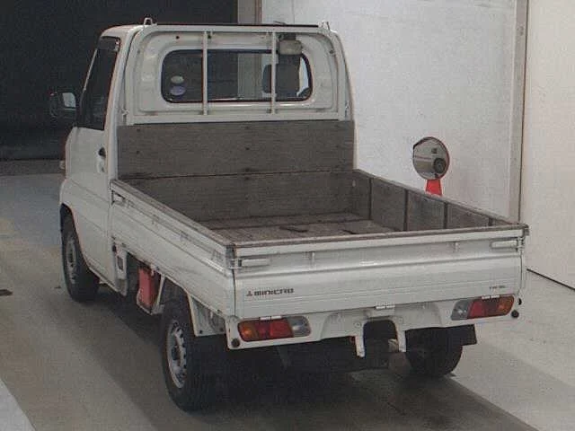 Mitsubishi Minicab Truck  с аукциона в Японии