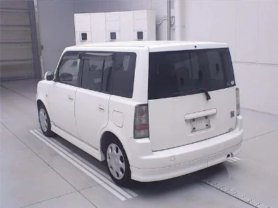 TOYOTA BB