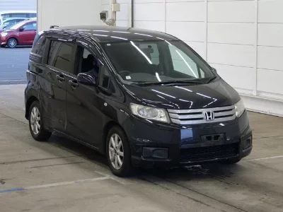Honda Freed Spike