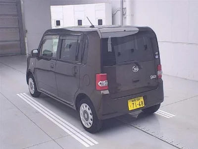 Daihatsu Move Conte