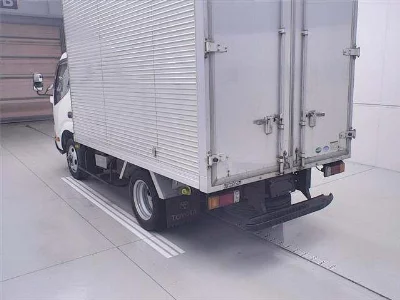 TOYOTA DYNA