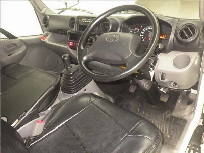 TOYOTA DYNA