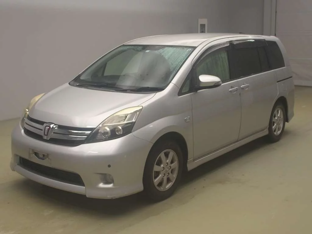 Toyota Isis 2014
