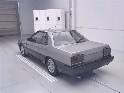 NISSAN SKYLINE