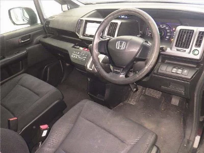 HONDA STEPWGN SPADA