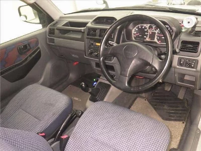 MITSUBISHI PAJERO MINI