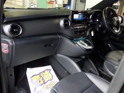 MERCEDES BENZ V CLASS