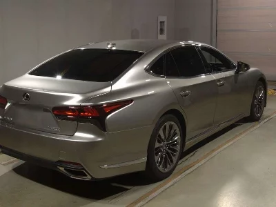 LEXUS LS