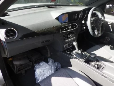 MERCEDES BENZ C CLASS
