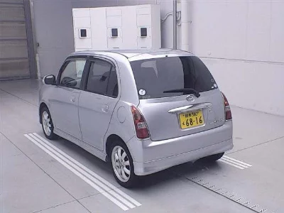 Daihatsu Mira Gino