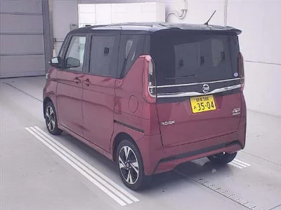 NISSAN ROOX