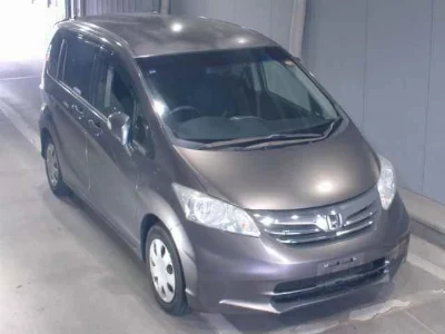 HONDA FREED