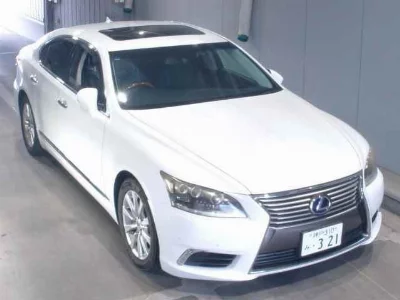 Lexus LS600h