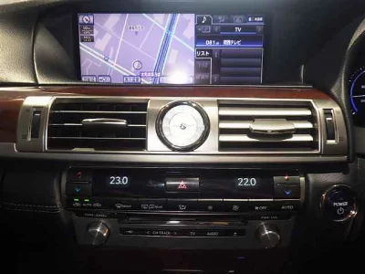 Lexus LS600h