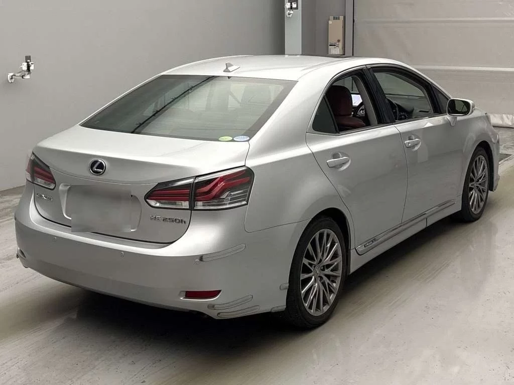 Lexus HS250h  с аукциона в Японии