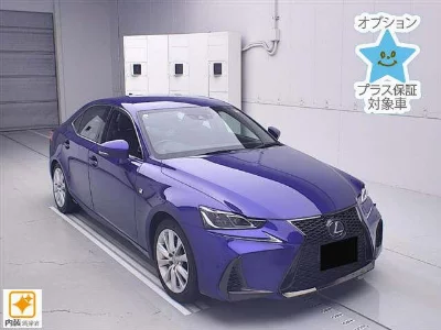 LEXUS IS