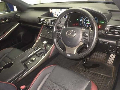 LEXUS IS
