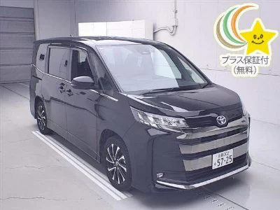 TOYOTA NOAH