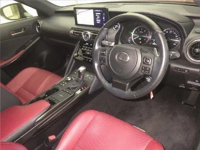 LEXUS IS