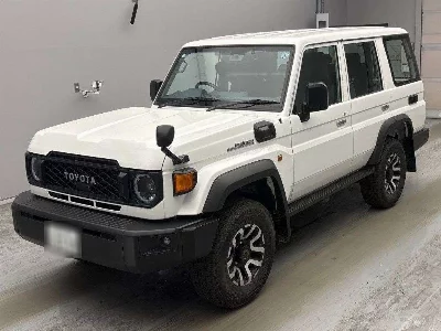 Toyota LAND CRUISER 70