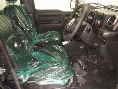 SUZUKI JIMNY NOMADE