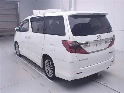 TOYOTA ALPHARD