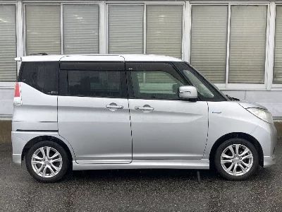 Suzuki Solio
