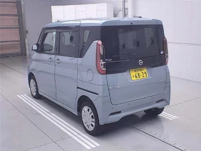 NISSAN ROOX