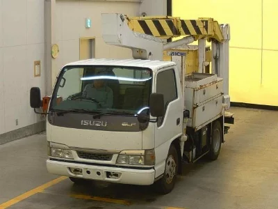 Isuzu Elf
