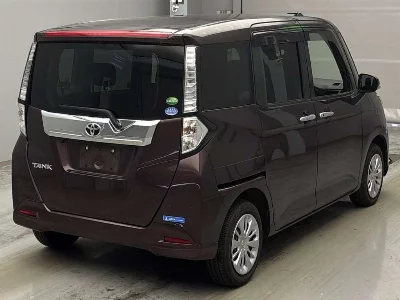 TOYOTA TANK
