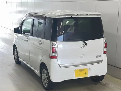 Daihatsu Tanto Exe