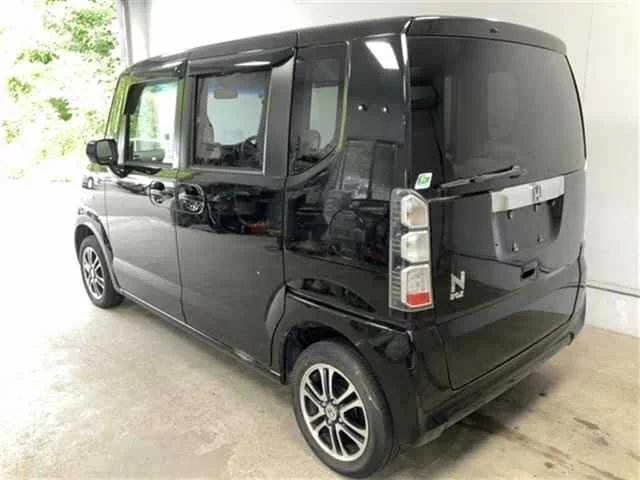 Honda N-Box  с аукциона в Японии