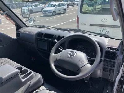 Mazda Bongo Van