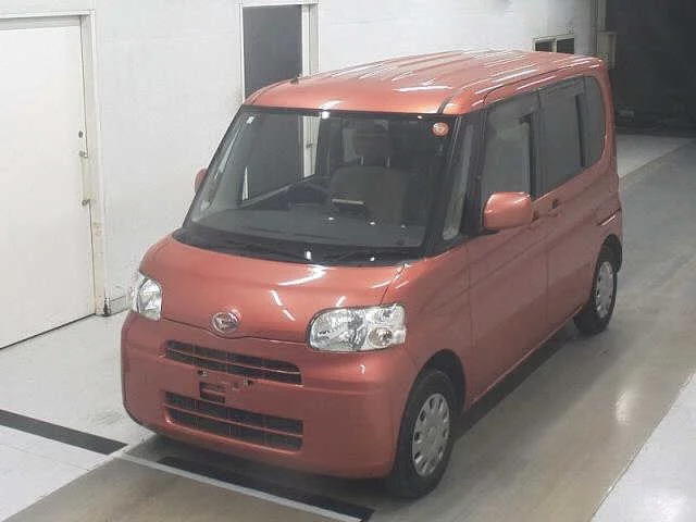 Daihatsu Tanto  с аукциона в Японии