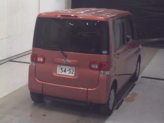 Daihatsu Tanto  с аукциона в Японии