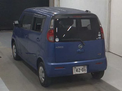 Nissan MOCO