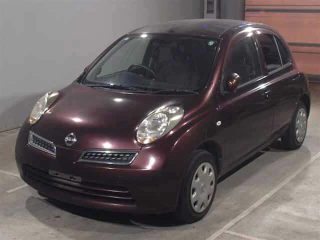 Nissan March  с аукциона в Японии