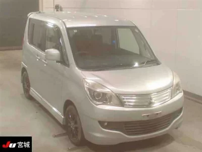 Mitsubishi Delica D:2
