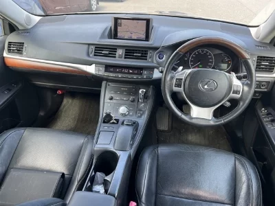 Lexus CT200h